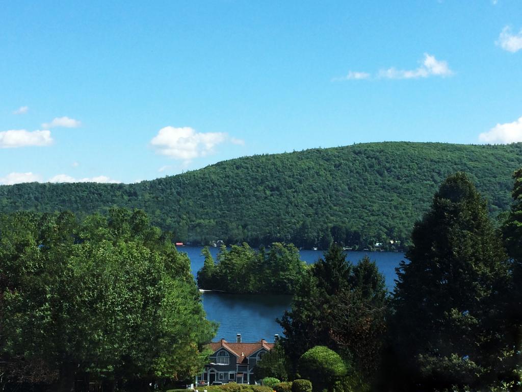 Inn On The Hill Lake George Room photo